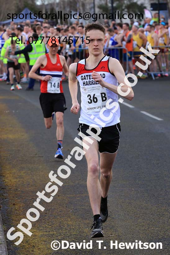Senior mens 2024 Elswick Harriers Good Friday Relays, Newburn, Newcastle Upon Tyne  Photo: David T. Hewitson/Sports for All Pics